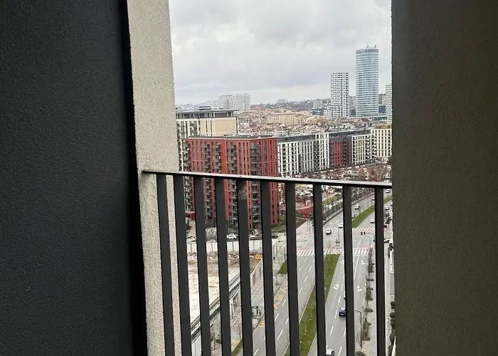 Bw Arija- Na Vodi - Waterfront * Beograd